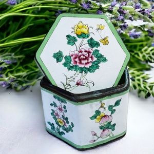 Porcelain Enameled Trinket Box Delicate Floral Cottagecore Coquette Fairy